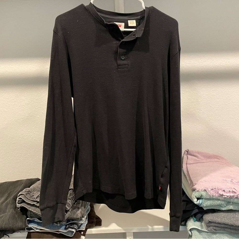 Levi’s thermal long sleeve